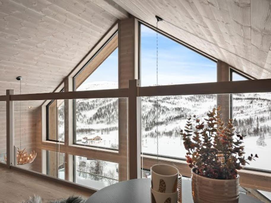 Flygende Utsiktshytte Med Magisk Utsikt Sogndal Exterior photo