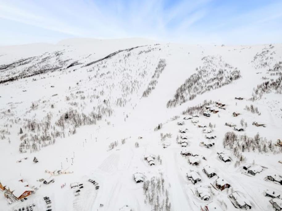 Flygende Utsiktshytte Med Magisk Utsikt Sogndal Exterior photo